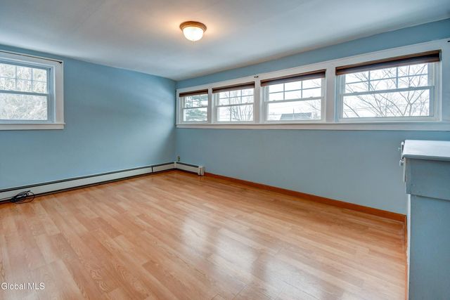 281 N Kingsboro Avenue, Gloversville, NY 12078