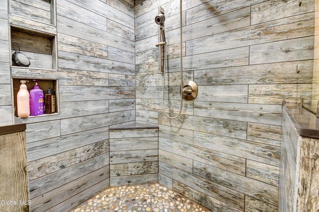 281 N Kingsboro Avenue, Gloversville, NY 12078