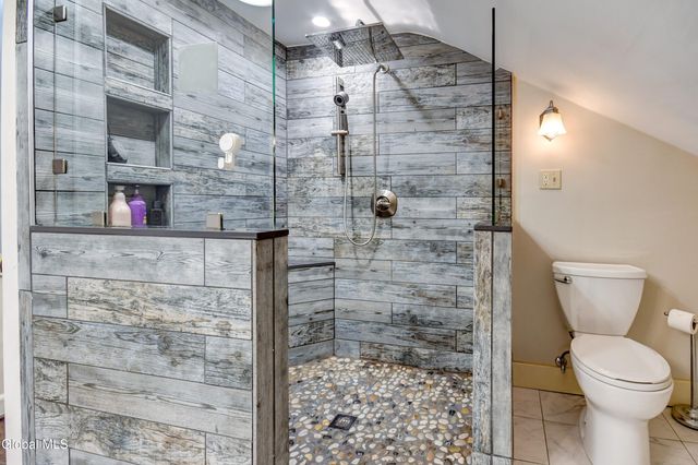 281 N Kingsboro Avenue, Gloversville, NY 12078