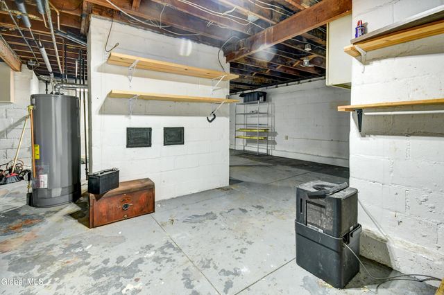 281 N Kingsboro Avenue, Gloversville, NY 12078