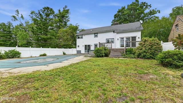 281 N Kingsboro Avenue, Gloversville, NY 12078