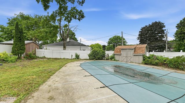 281 N Kingsboro Avenue, Gloversville, NY 12078