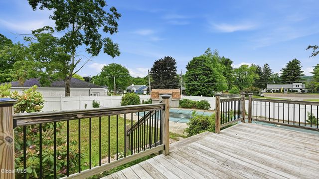281 N Kingsboro Avenue, Gloversville, NY 12078