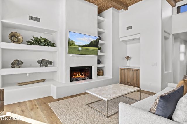 40070 N 111TH Place, Scottsdale, AZ 85262