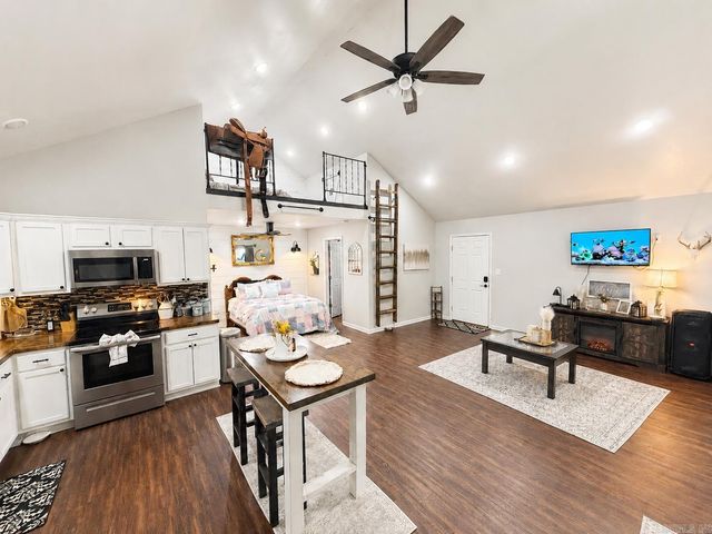 9 Horton Lane, Sheridan, AR 72150