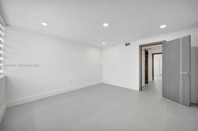 1083 W 38th Street 238, Hialeah, FL 33012