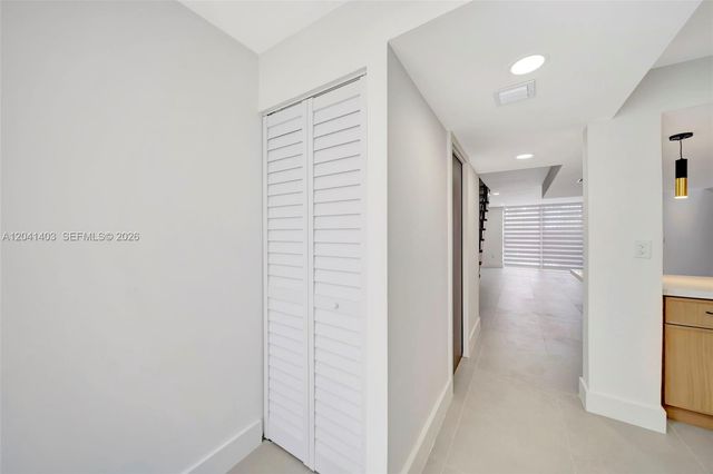 1083 W 38th Street 238, Hialeah, FL 33012