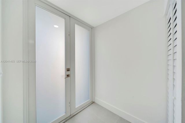 1083 W 38th Street 238, Hialeah, FL 33012