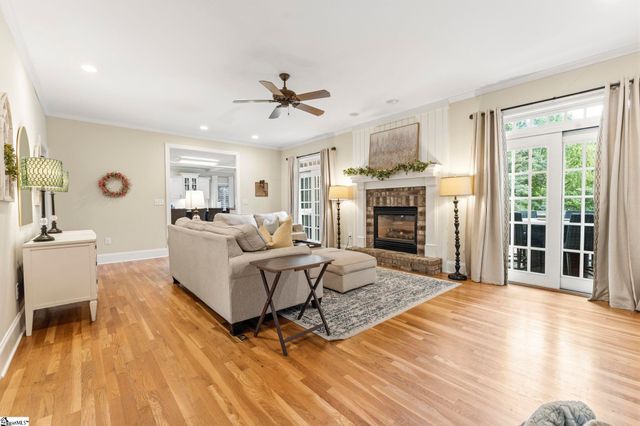 429 Waterford Point Drive, Boiling Springs, SC 29316