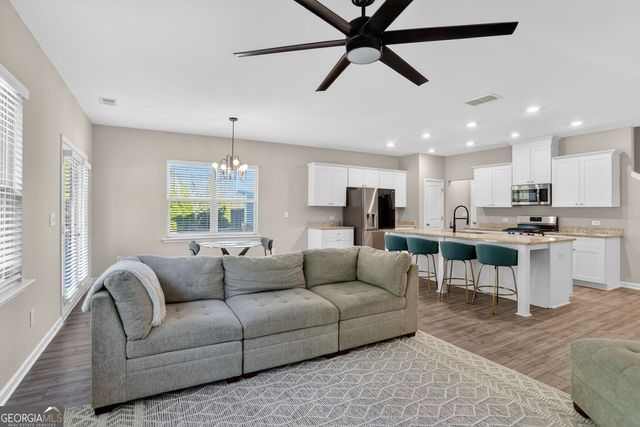 6228 Lanier Harbor Landing, Buford, GA 30518