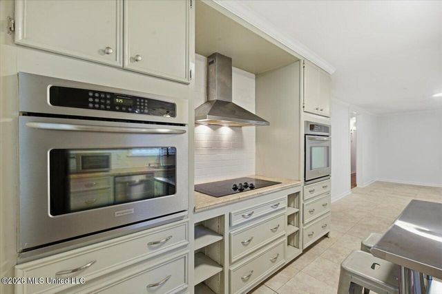 119 Pimlico Place, Jackson, MS 39211