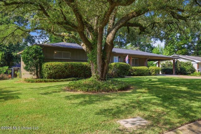 119 Pimlico Place, Jackson, MS 39211