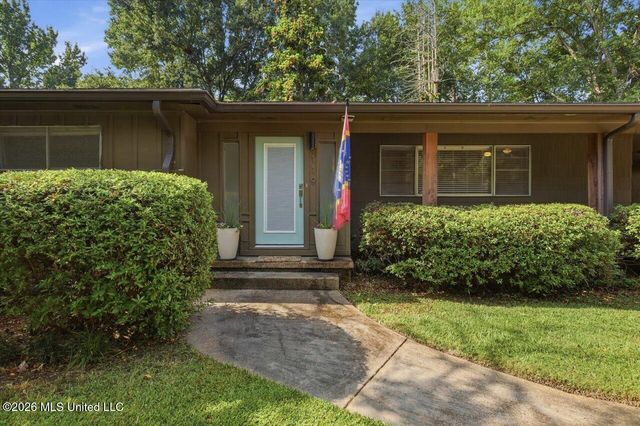 119 Pimlico Place, Jackson, MS 39211