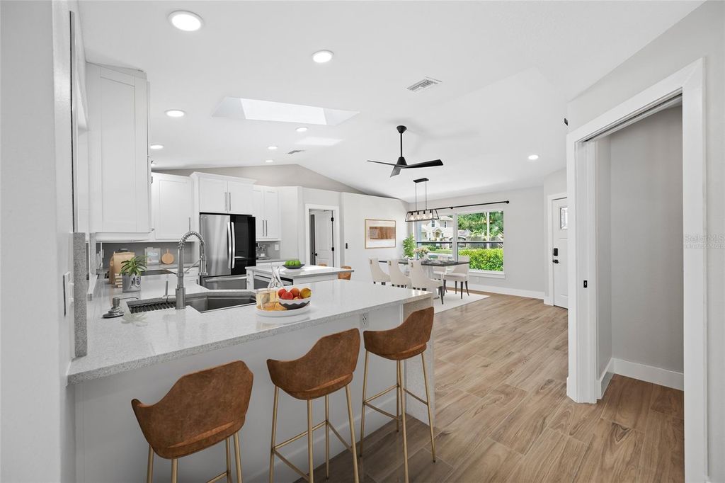 Image 12 of property listing at 14908 SALAMANDER PLACE, Tampa, FL 33625