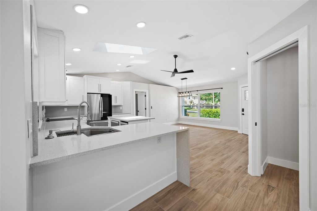 Image 13 of property listing at 14908 SALAMANDER PLACE, Tampa, FL 33625