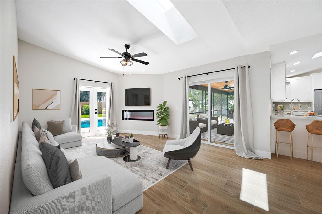 Image 14 of property listing at 14908 SALAMANDER PLACE, Tampa, FL 33625