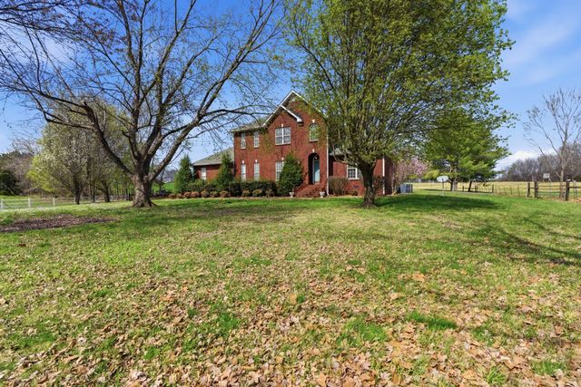449 Sanders Ln, Mount Juliet, TN 37122