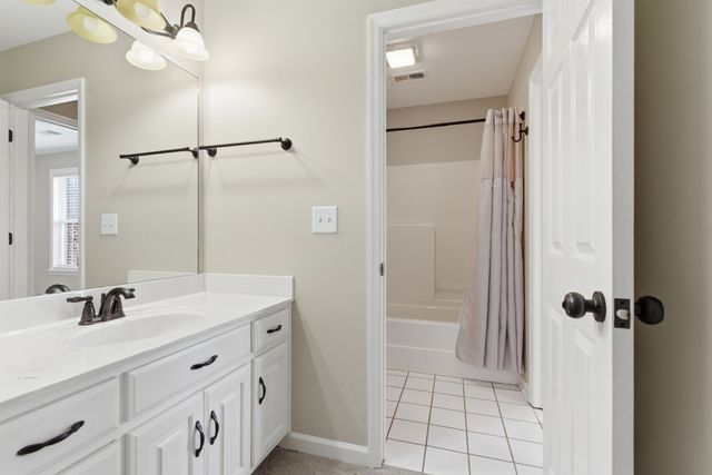 449 Sanders Ln, Mount Juliet, TN 37122