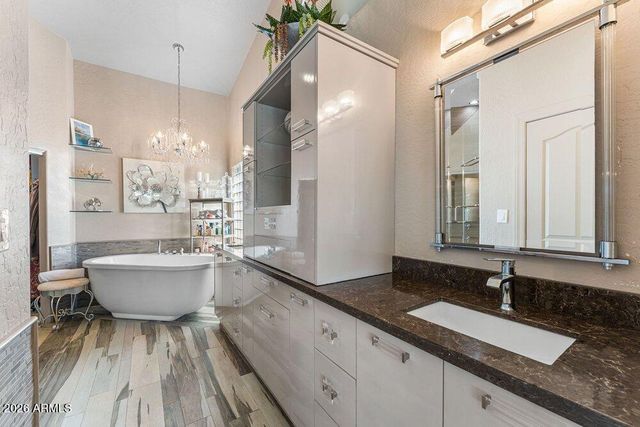 19617 E OCOTILLO Road, Queen Creek, AZ 85142