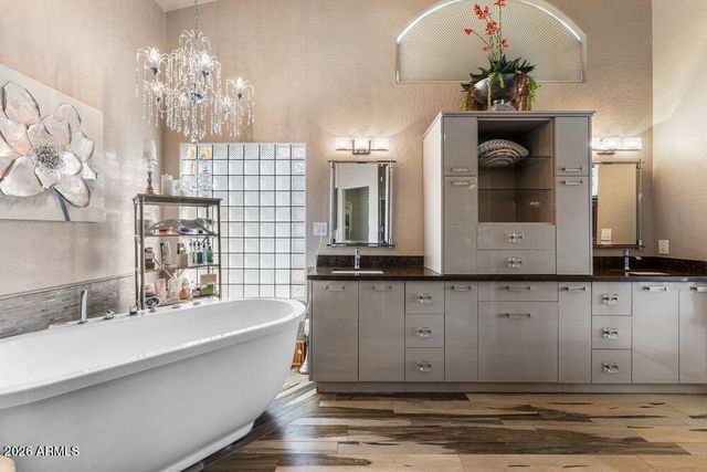 19617 E OCOTILLO Road, Queen Creek, AZ 85142