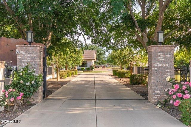 19617 E OCOTILLO Road, Queen Creek, AZ 85142