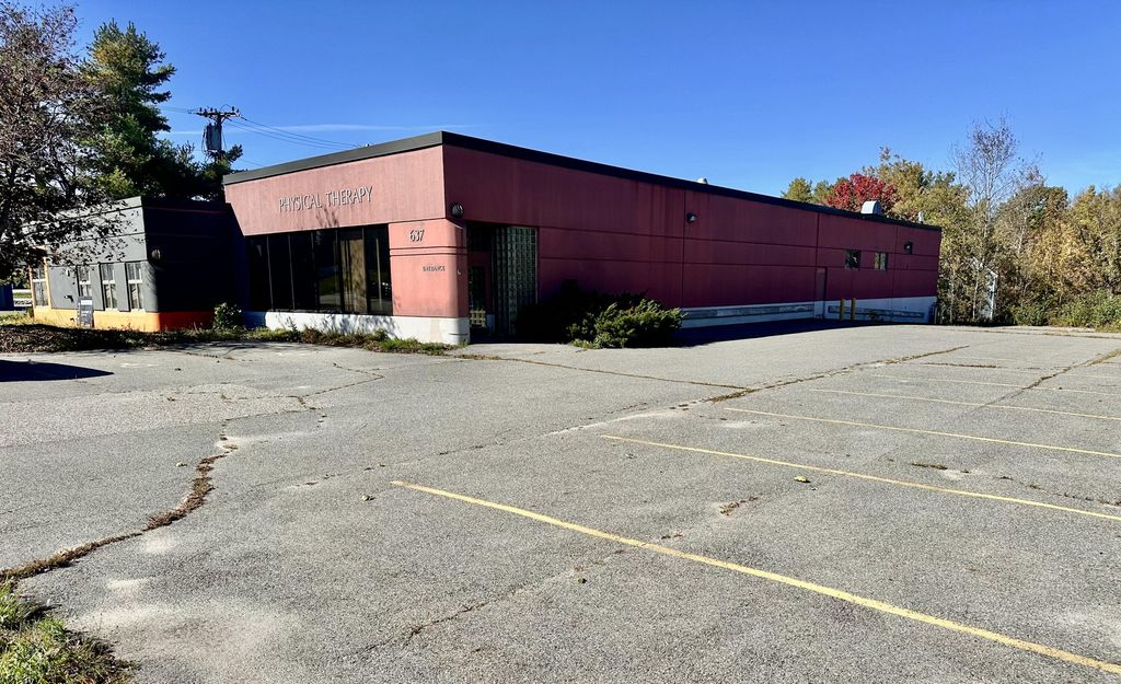 637 Minot Avenue, Auburn, ME 04210 — photo 4