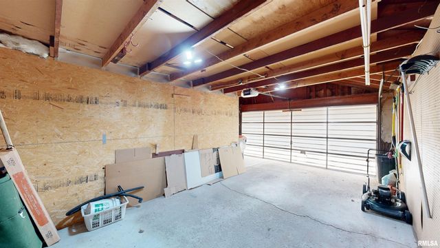 549 ROOSEVELT Street, Creve Coeur, IL 61610