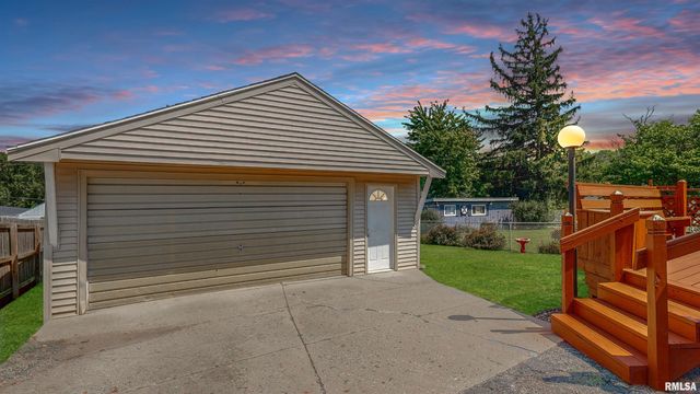 549 ROOSEVELT Street, Creve Coeur, IL 61610
