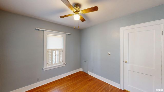 549 ROOSEVELT Street, Creve Coeur, IL 61610