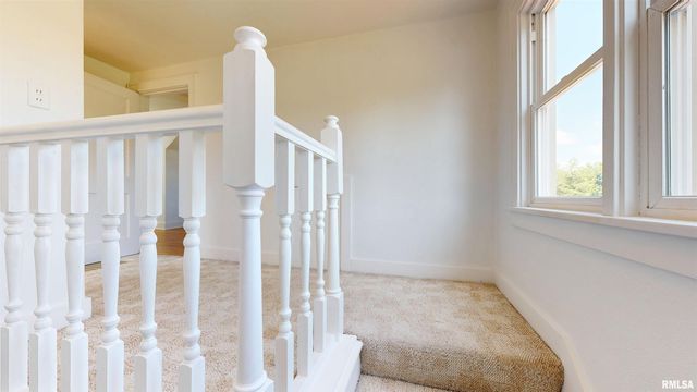 549 ROOSEVELT Street, Creve Coeur, IL 61610