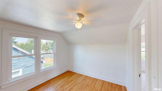 549 ROOSEVELT Street, Creve Coeur, IL 61610