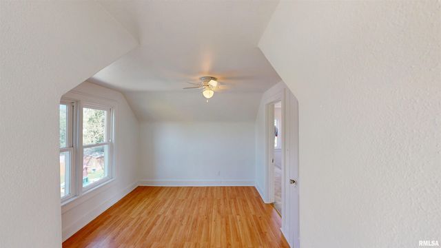 549 ROOSEVELT Street, Creve Coeur, IL 61610