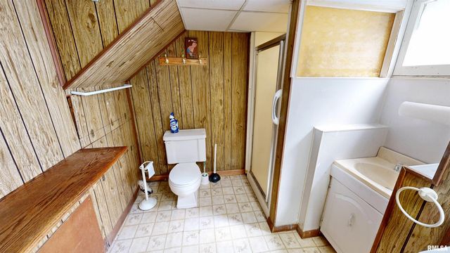 549 ROOSEVELT Street, Creve Coeur, IL 61610