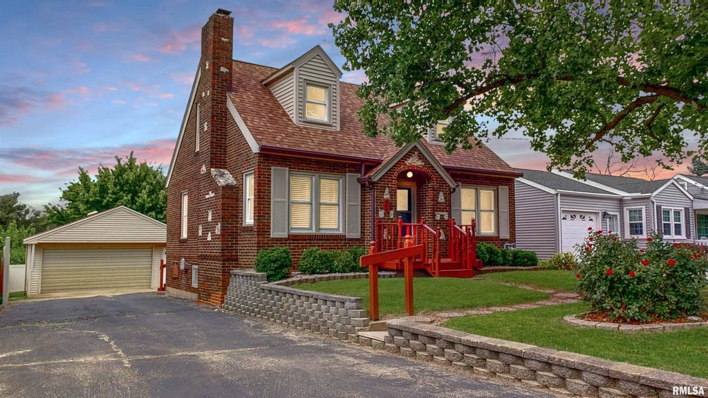 549 ROOSEVELT Street, Creve Coeur, IL 61610