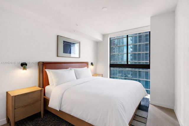 11 NE 6th Street 2204, Miami, FL 33132