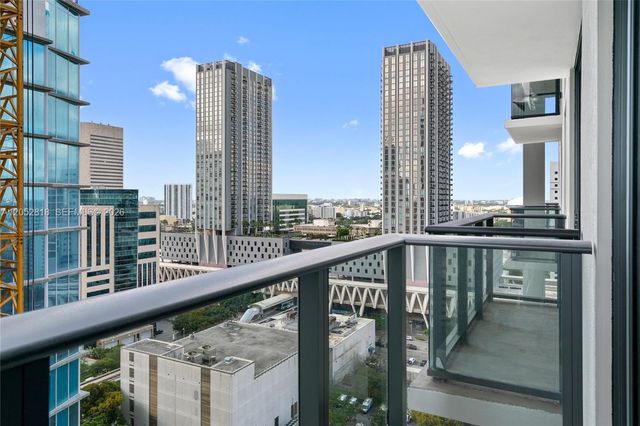 11 NE 6th Street 2204, Miami, FL 33132