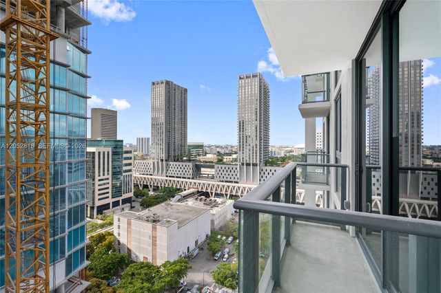 11 NE 6th Street 2204, Miami, FL 33132
