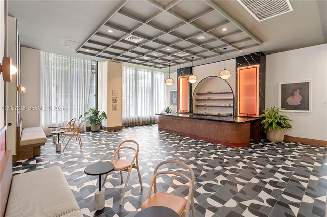 11 NE 6th Street 2204, Miami, FL 33132