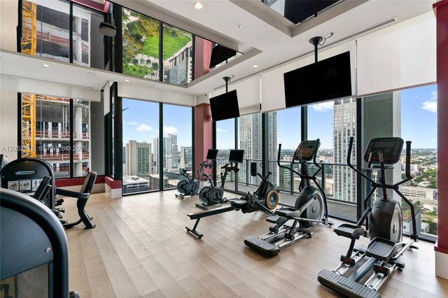 11 NE 6th Street 2204, Miami, FL 33132