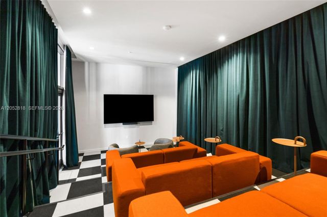 11 NE 6th Street 2204, Miami, FL 33132