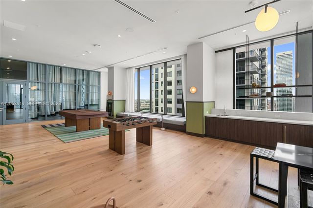 11 NE 6th Street 2204, Miami, FL 33132