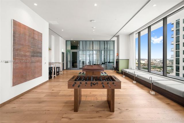 11 NE 6th Street 2204, Miami, FL 33132