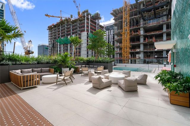 11 NE 6th Street 2204, Miami, FL 33132