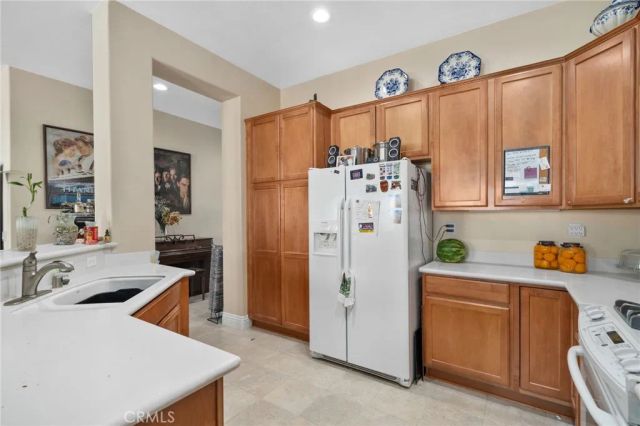 19478 Big Horn, Apple Valley, CA 92308