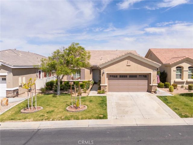 19478 Big Horn, Apple Valley, CA 92308