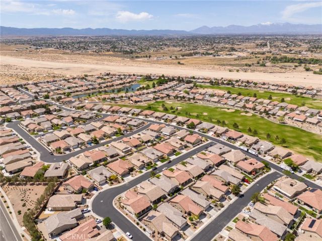 19478 Big Horn, Apple Valley, CA 92308