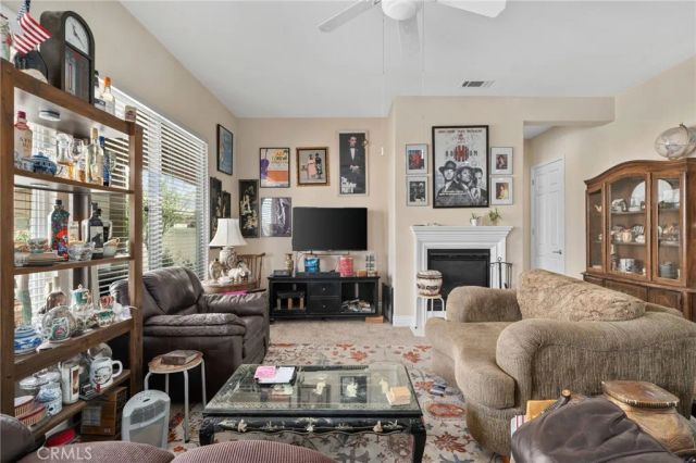 19478 Big Horn, Apple Valley, CA 92308