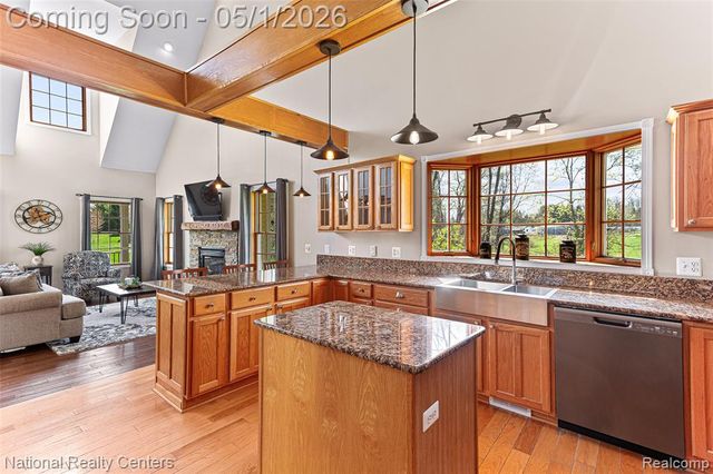 3983 Wing Drive, Pinckney, MI 48169