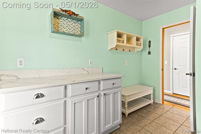 3983 Wing Drive, Pinckney, MI 48169
