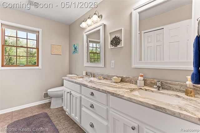 3983 Wing Drive, Pinckney, MI 48169